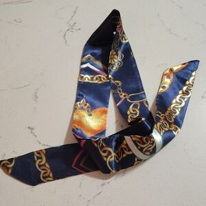 🆕Luxury Chain Pattern Twill/Scarf w Blues,Gold& Pink Accents